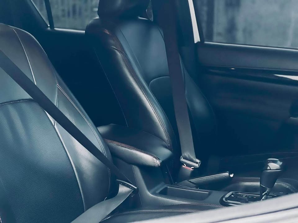 Used 5
                    TOYOTA
                     for Sale Image