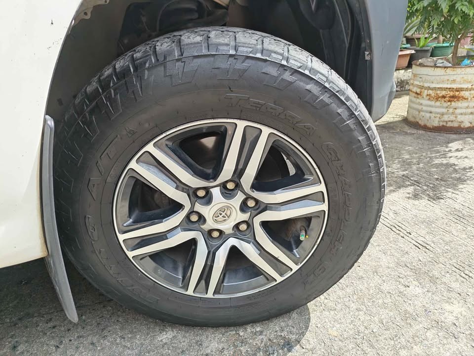 Used 1
                    TOYOTA
                     for Sale Image