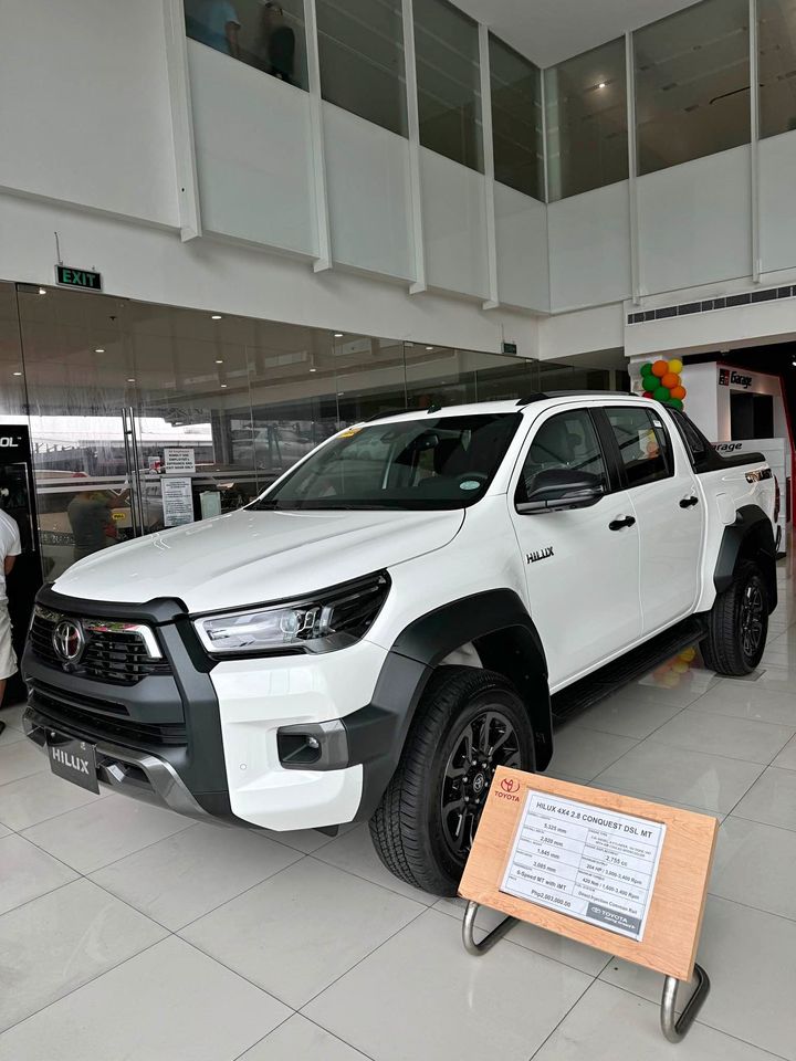 TOYOTA HILUX CONQUEST