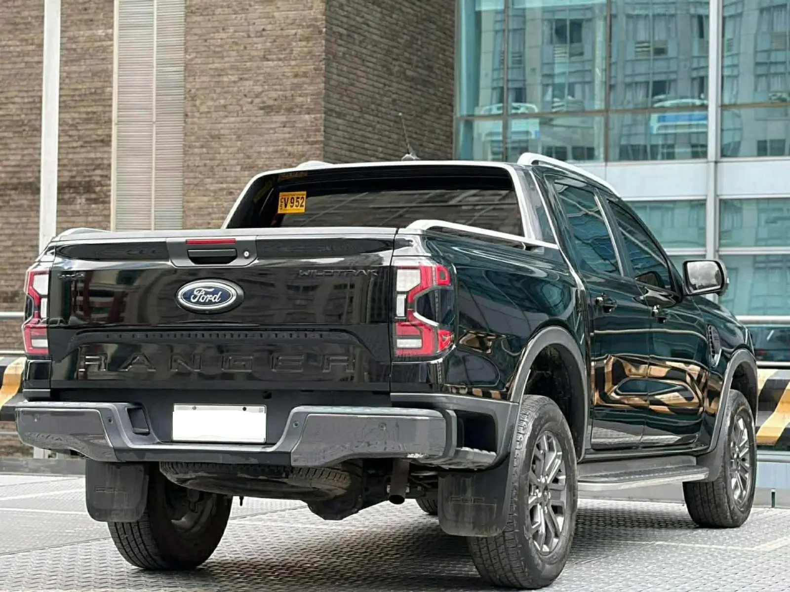 Used 1
                    FORD
                     for Sale Image