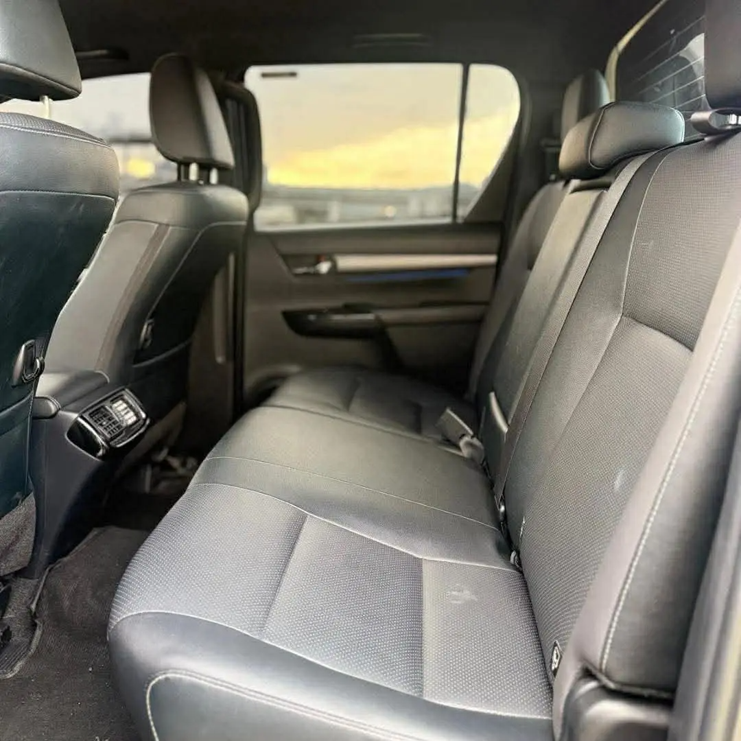 Used 5
                    TOYOTA
                     for Sale Image