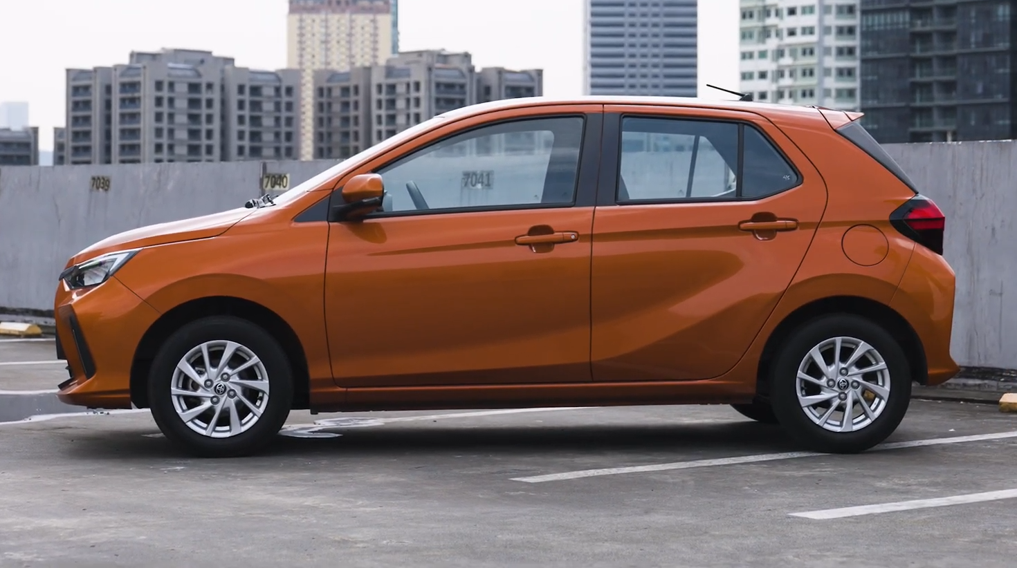 Used 1
                    TOYOTA
                     for Sale Image