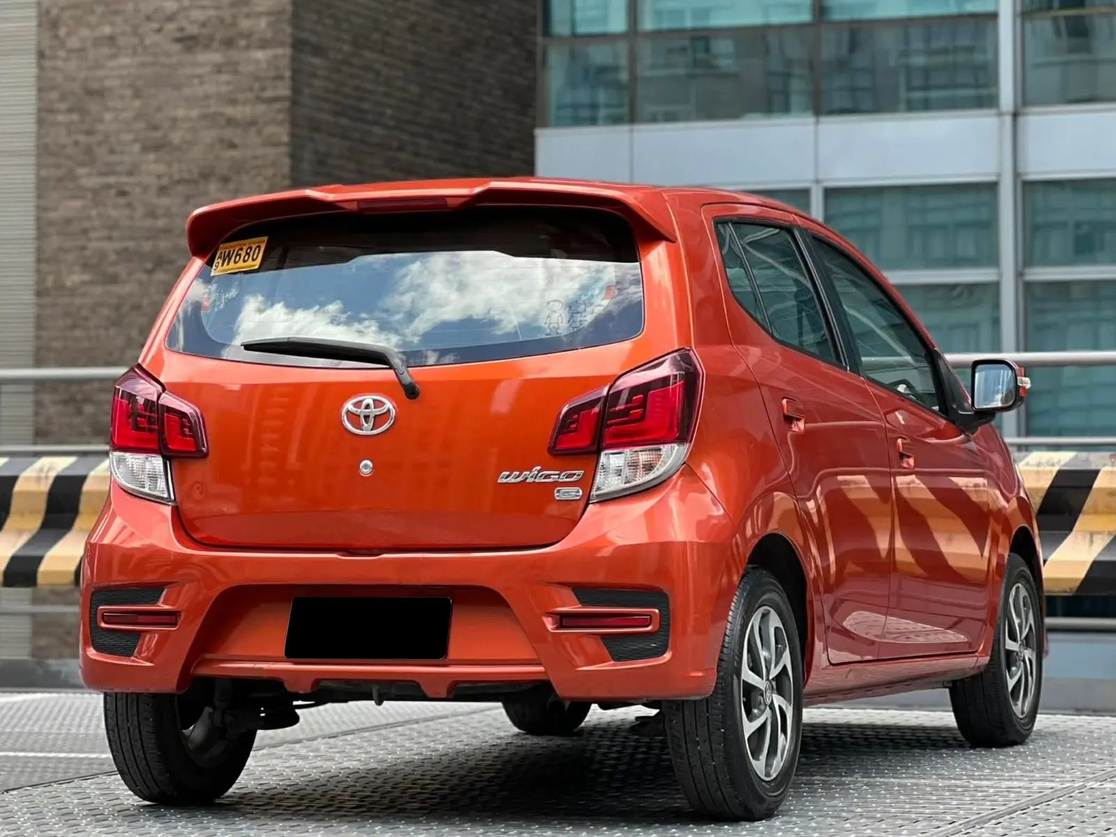 Used 1
                    TOYOTA
                     for Sale Image