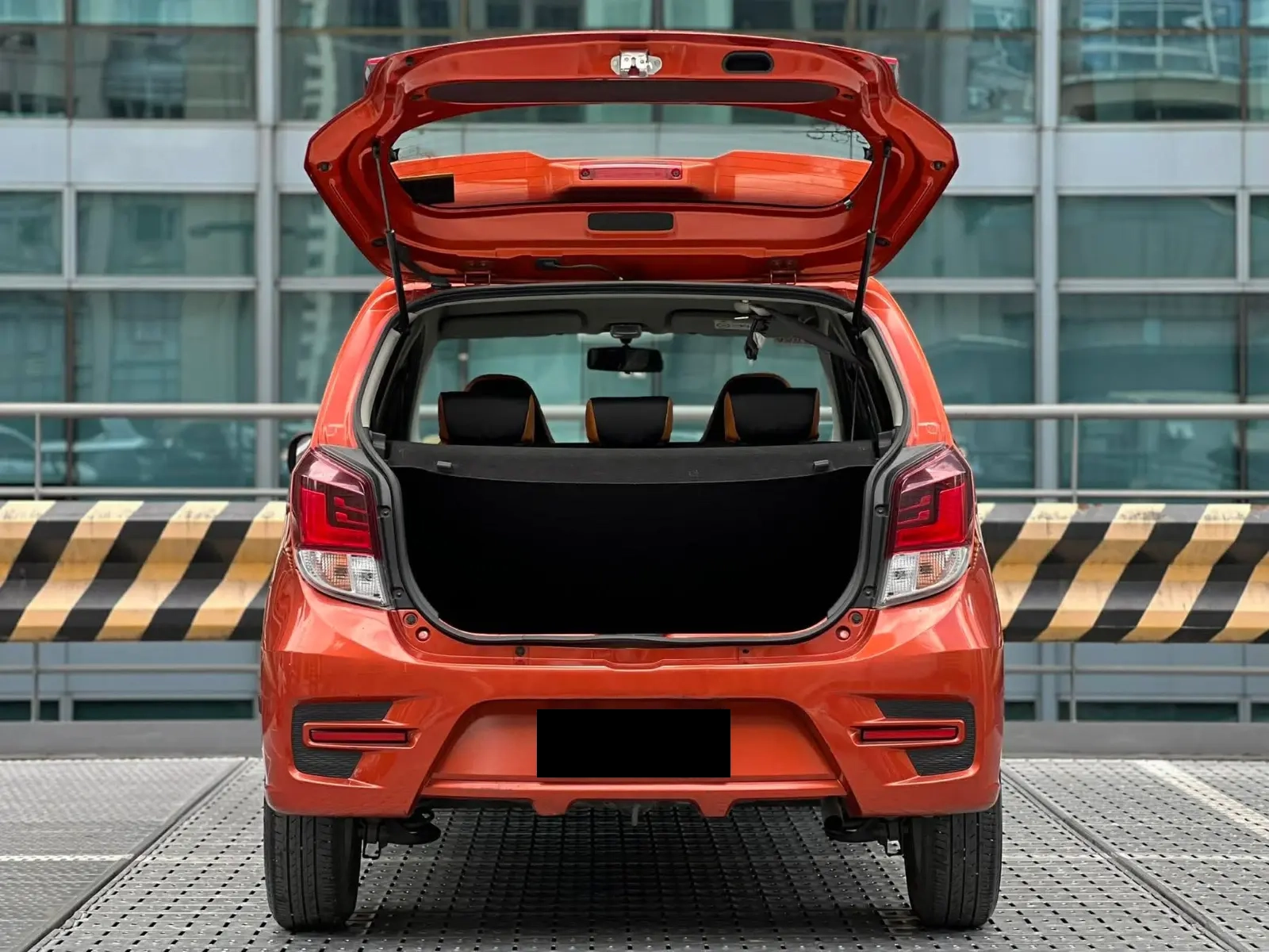 Used 1
                    TOYOTA
                     for Sale Image