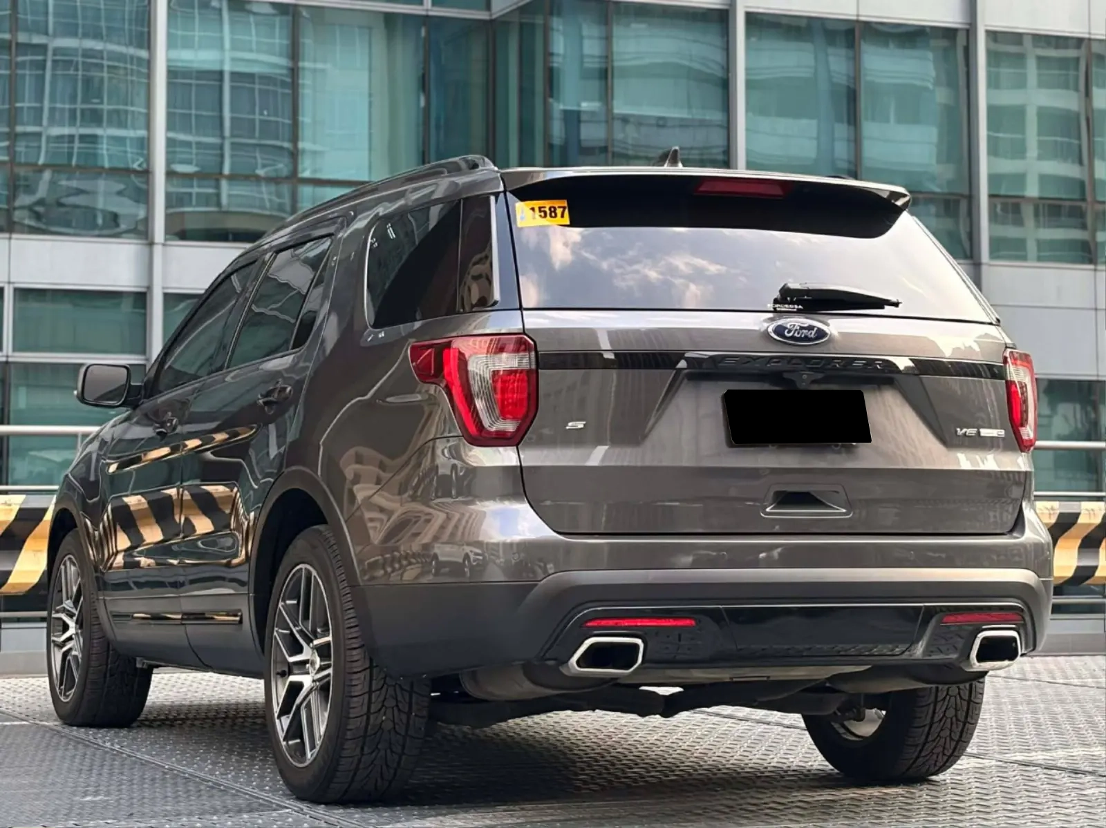 Used 1
                    FORD
                     for Sale Image