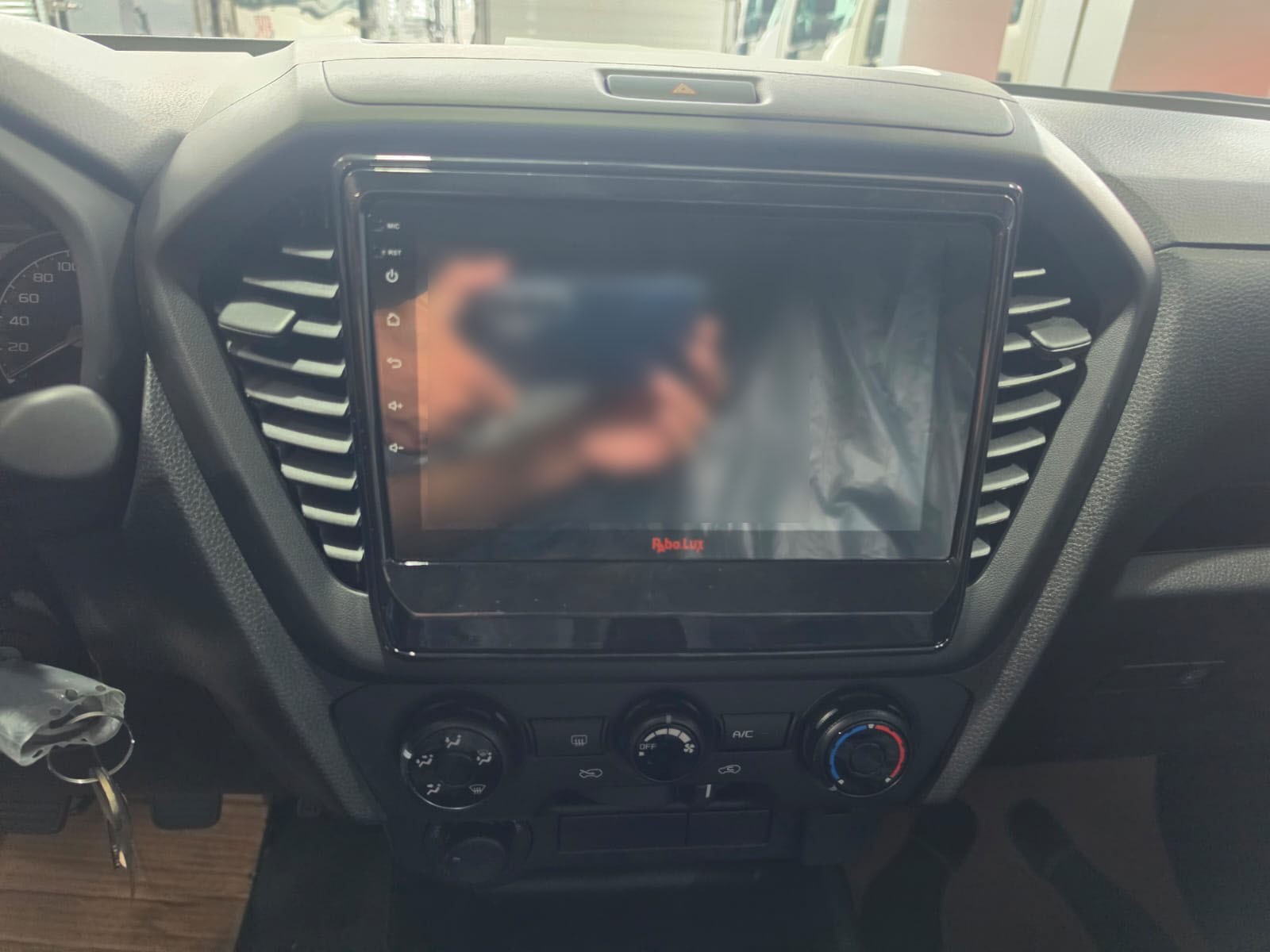 Used 1
                    ISUZU
                     for Sale Image