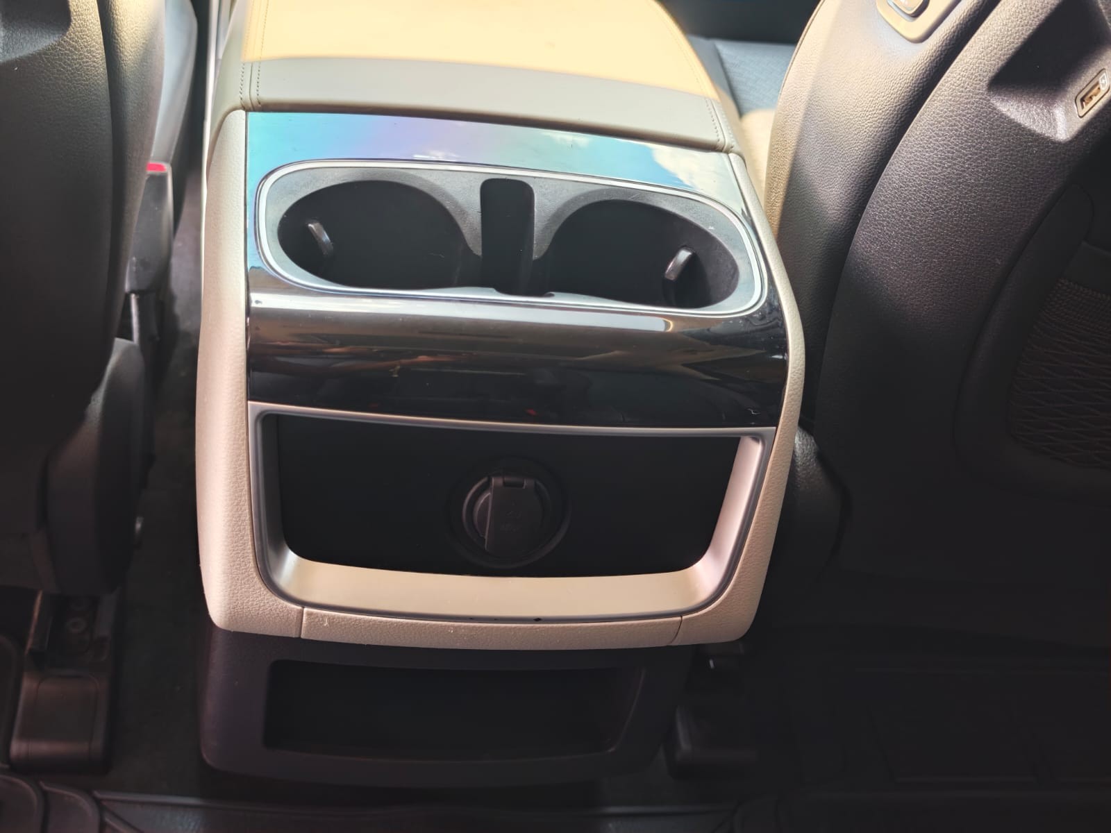 Used 1
                    KIA
                     for Sale Image