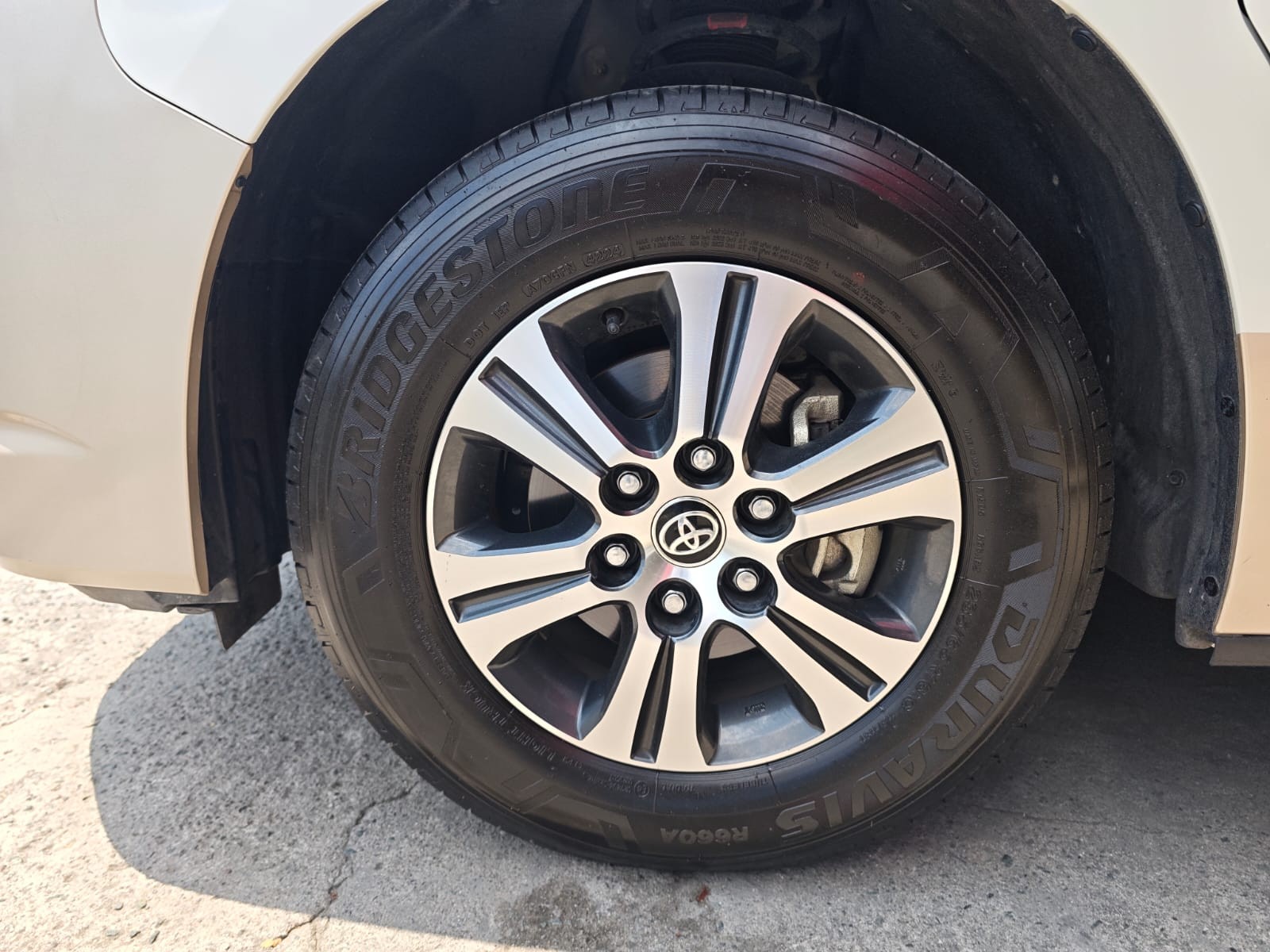 Used 1
                    TOYOTA
                     for Sale Image