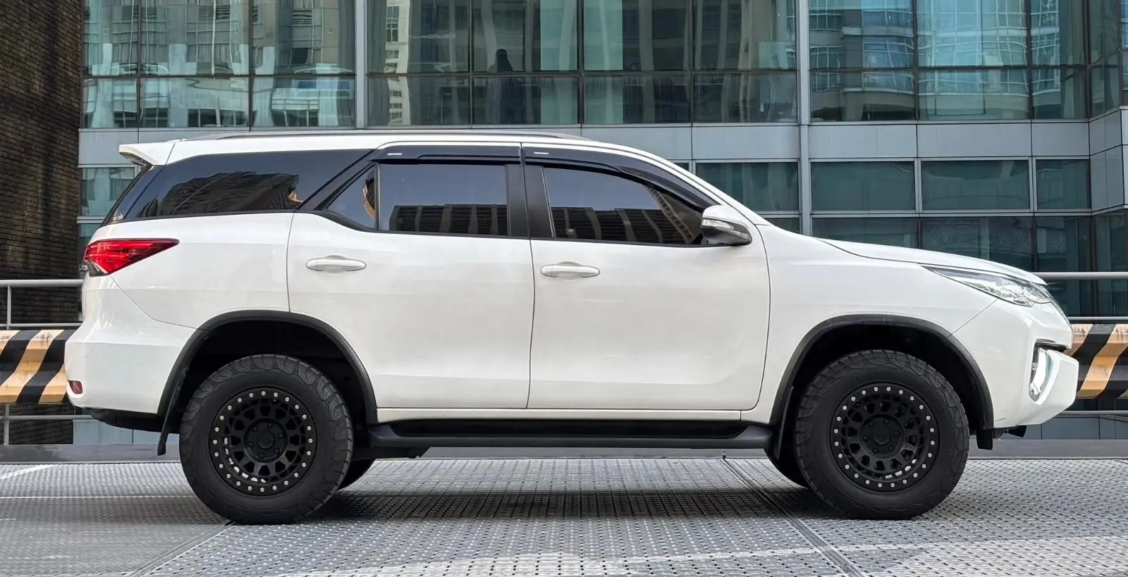 Used 1
                    TOYOTA
                     for Sale Image