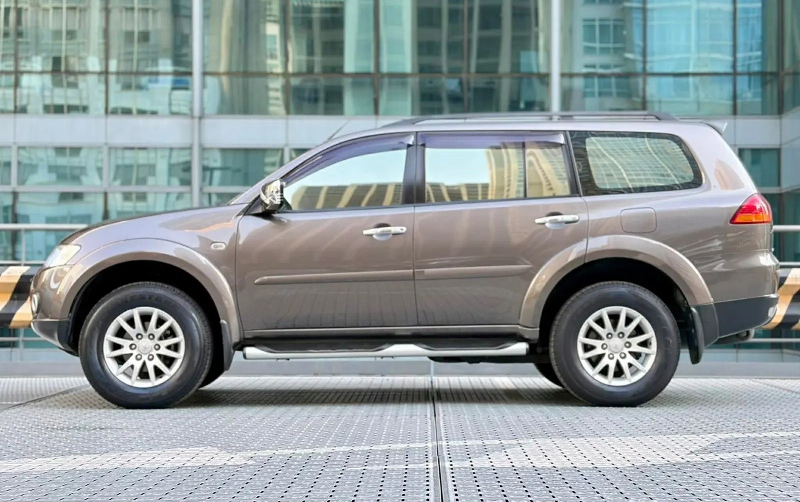 Used 1
                    MITSUBISHI
                     for Sale Image