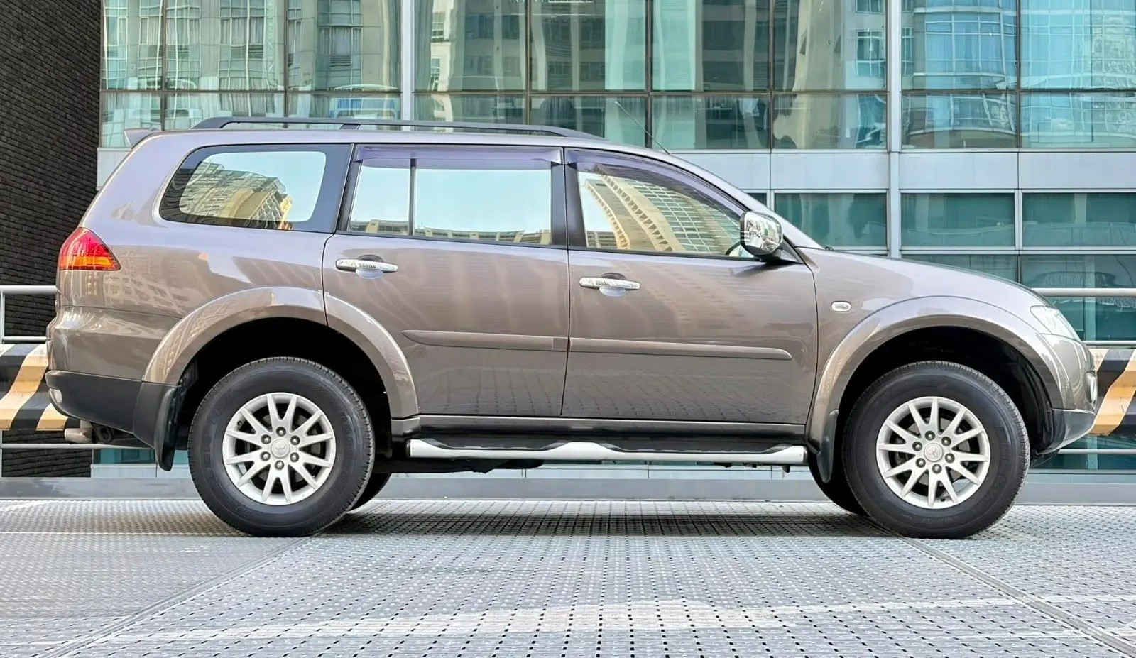 Used 1
                    MITSUBISHI
                     for Sale Image