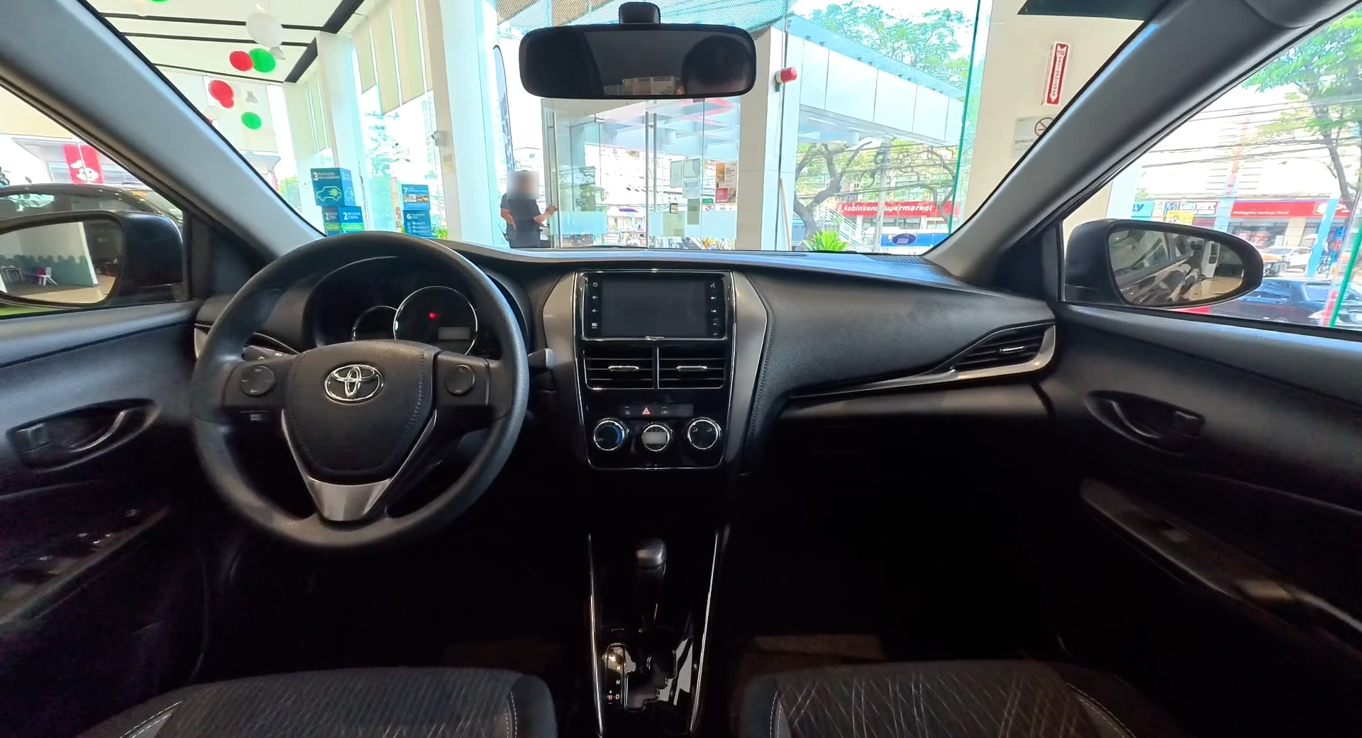 Used 1
                    TOYOTA
                     for Sale Image