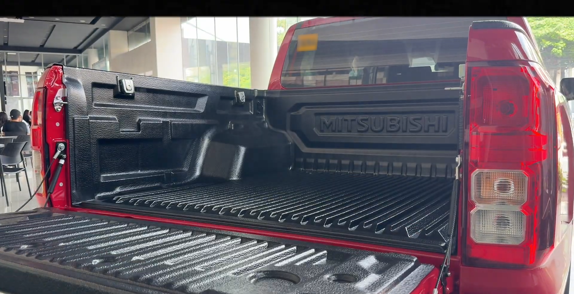 Used 1
                    MITSUBISHI
                     for Sale Image