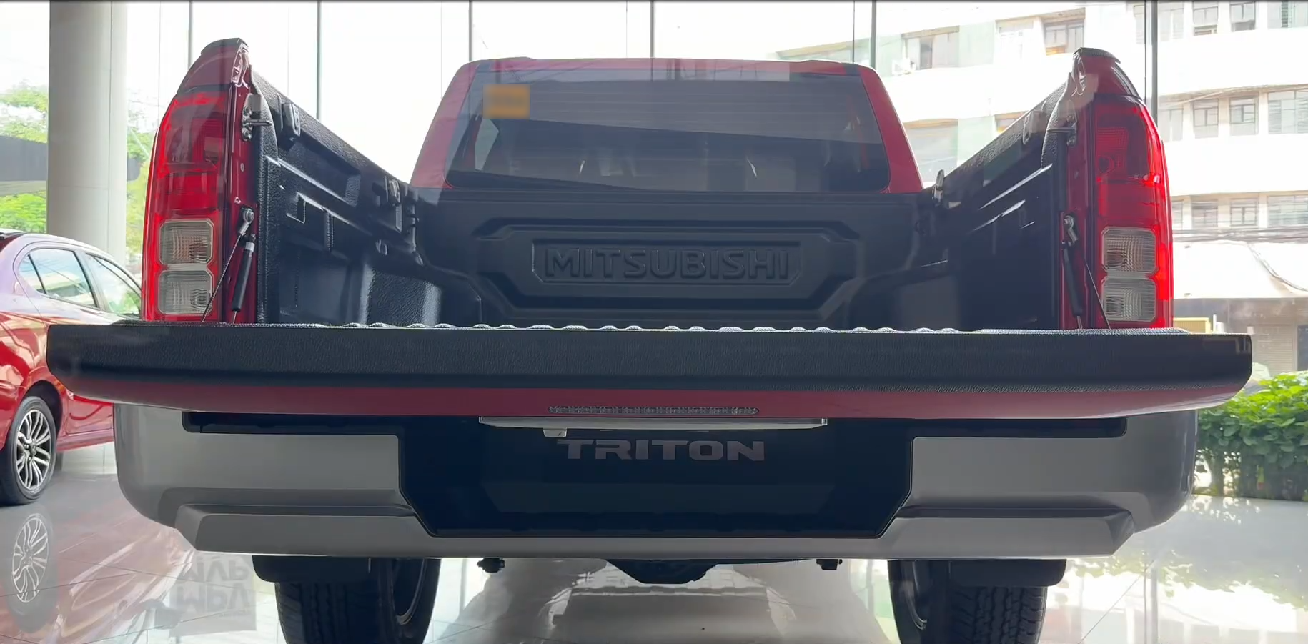 Used 1
                    MITSUBISHI
                     for Sale Image