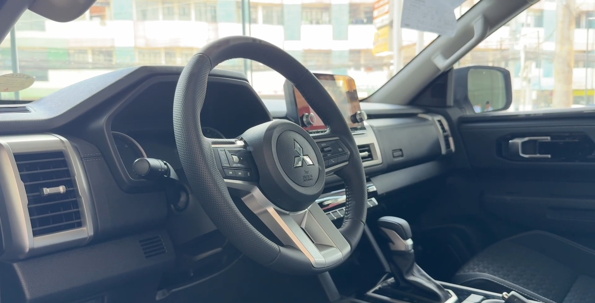 Used 1
                    MITSUBISHI
                     for Sale Image