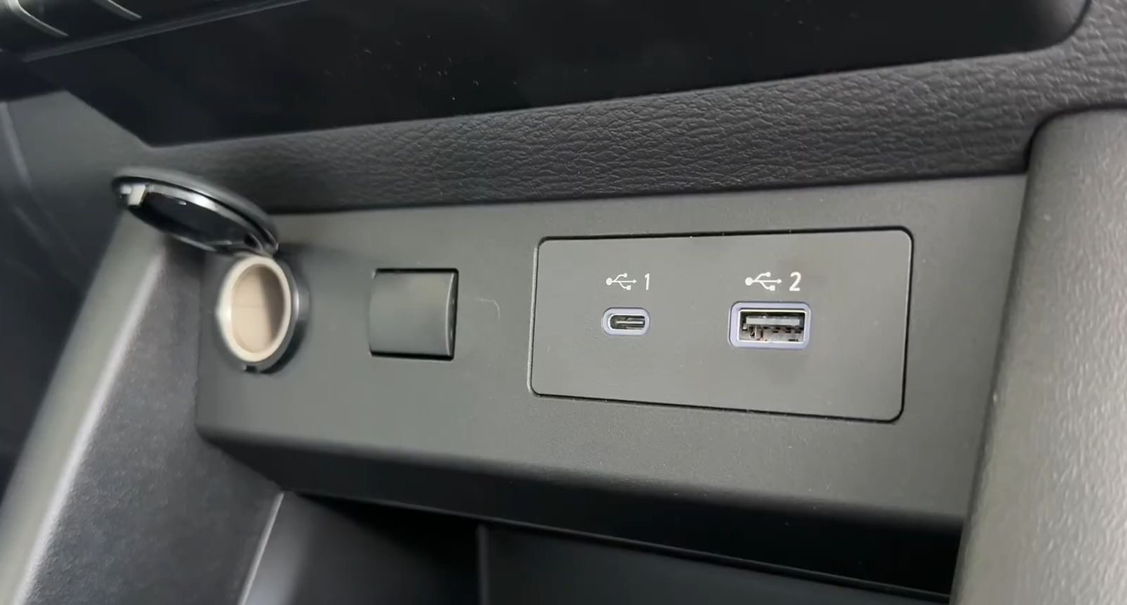 Used 1
                    MITSUBISHI
                     for Sale Image