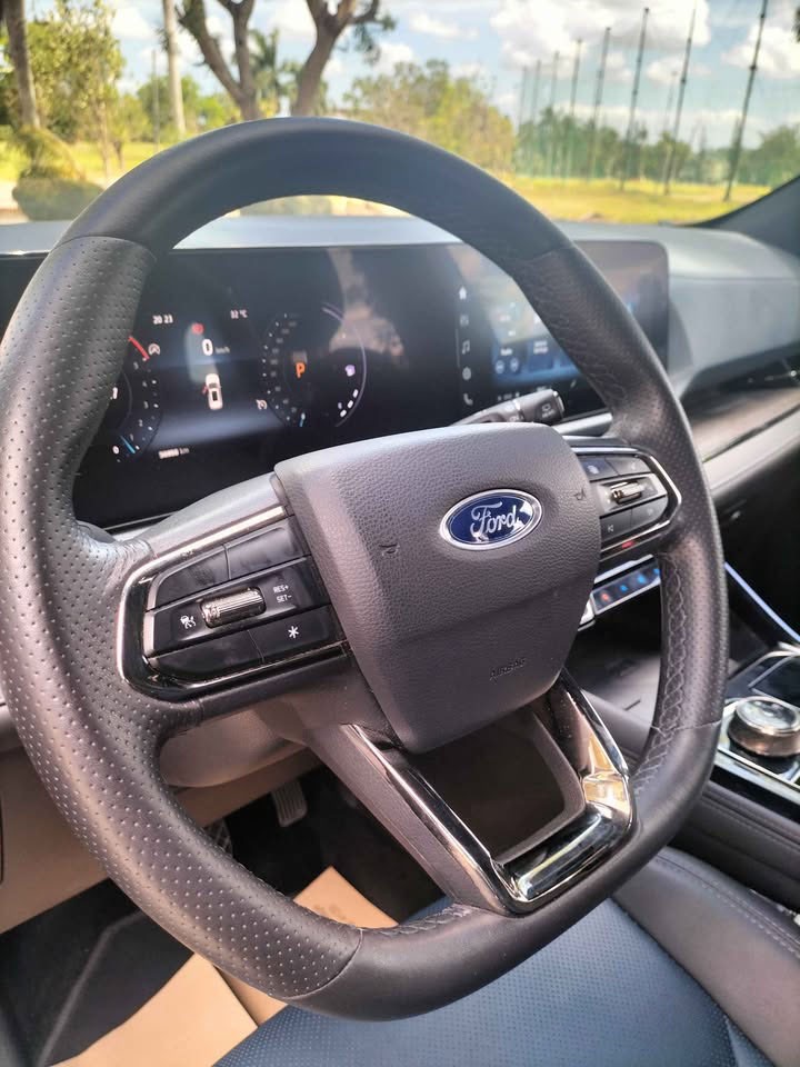 Used 1
                    FORD
                     for Sale Image