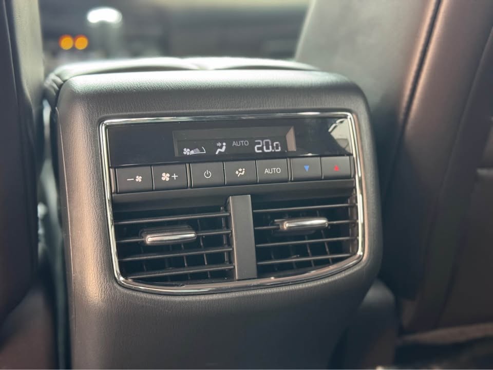 Used 1
                    MAZDA
                     for Sale Image