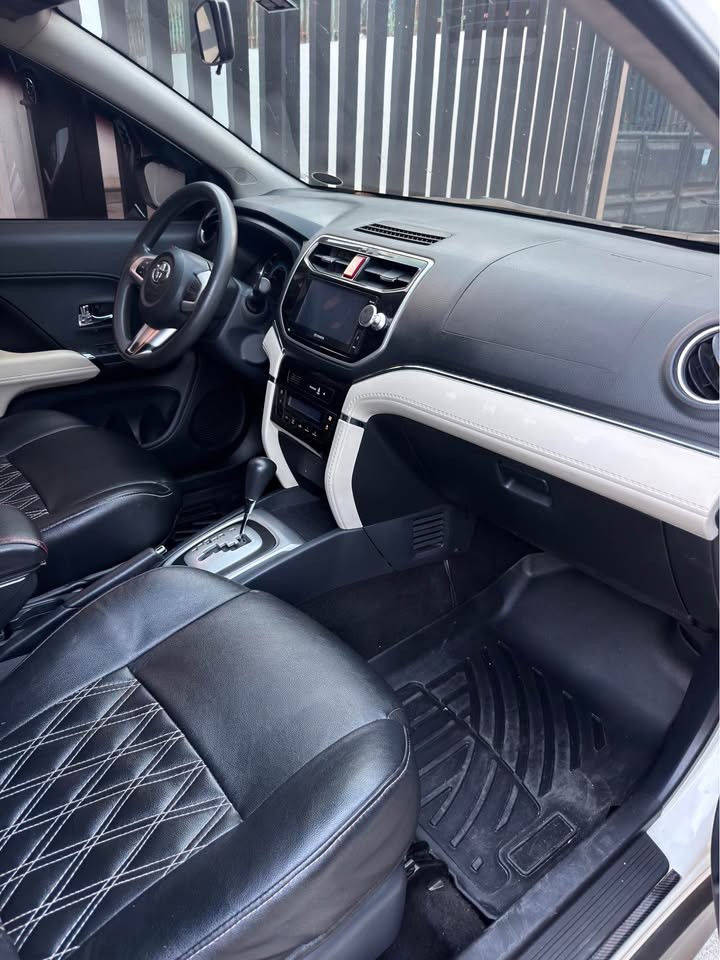 Used 1
                    TOYOTA
                     for Sale Image
