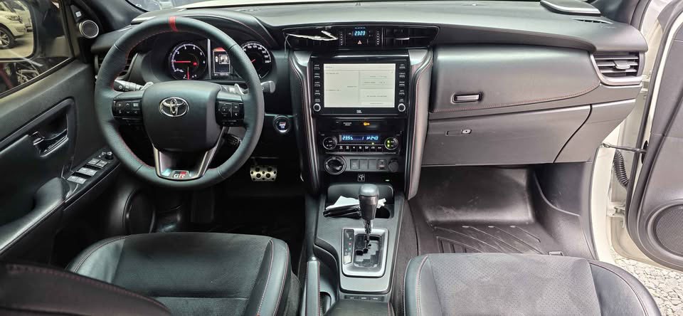 Used 1
                    TOYOTA
                     for Sale Image