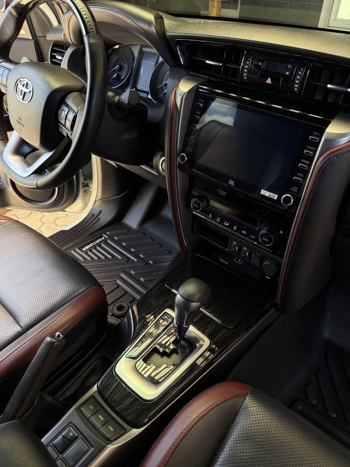 Used 1
                    TOYOTA
                     for Sale Image