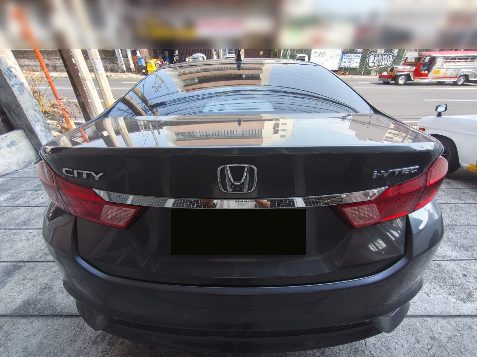 Used 1
                    HONDA
                     for Sale Image