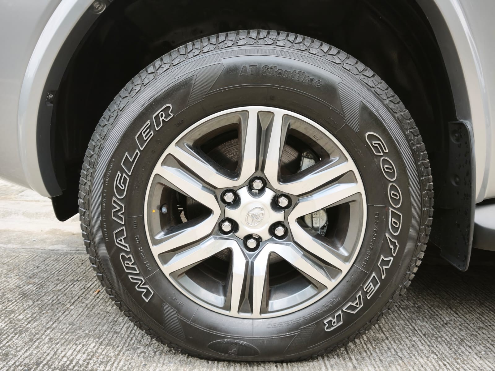 Used 1
                    TOYOTA
                     for Sale Image