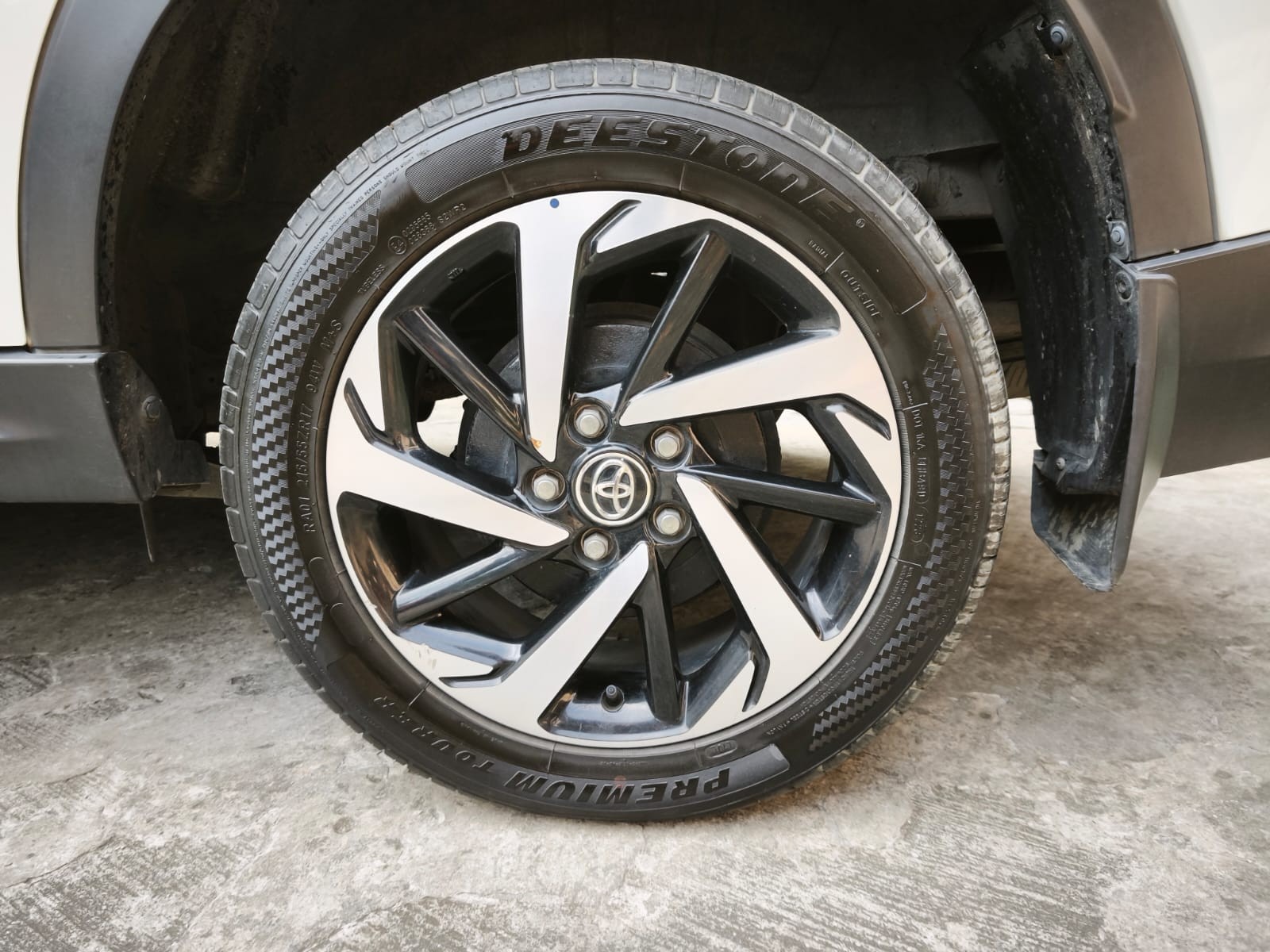Used 1
                    TOYOTA
                     for Sale Image