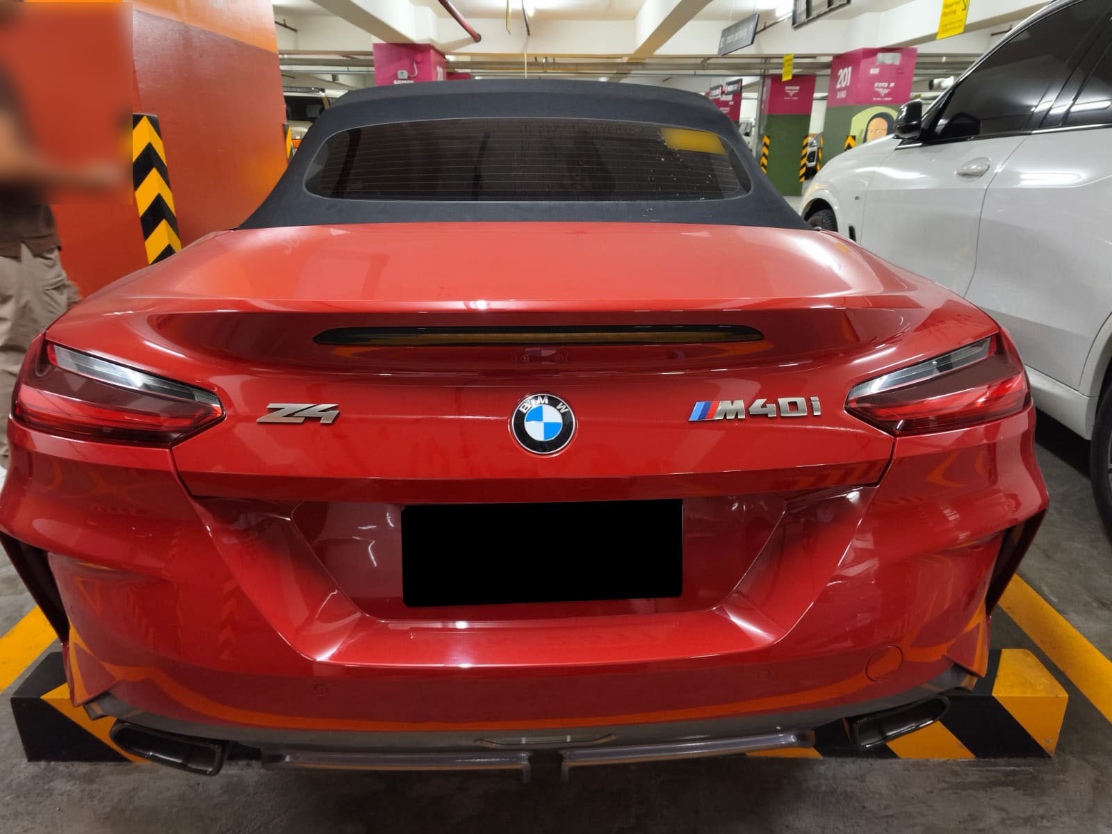 Used 1
                    BMW
                     for Sale Image