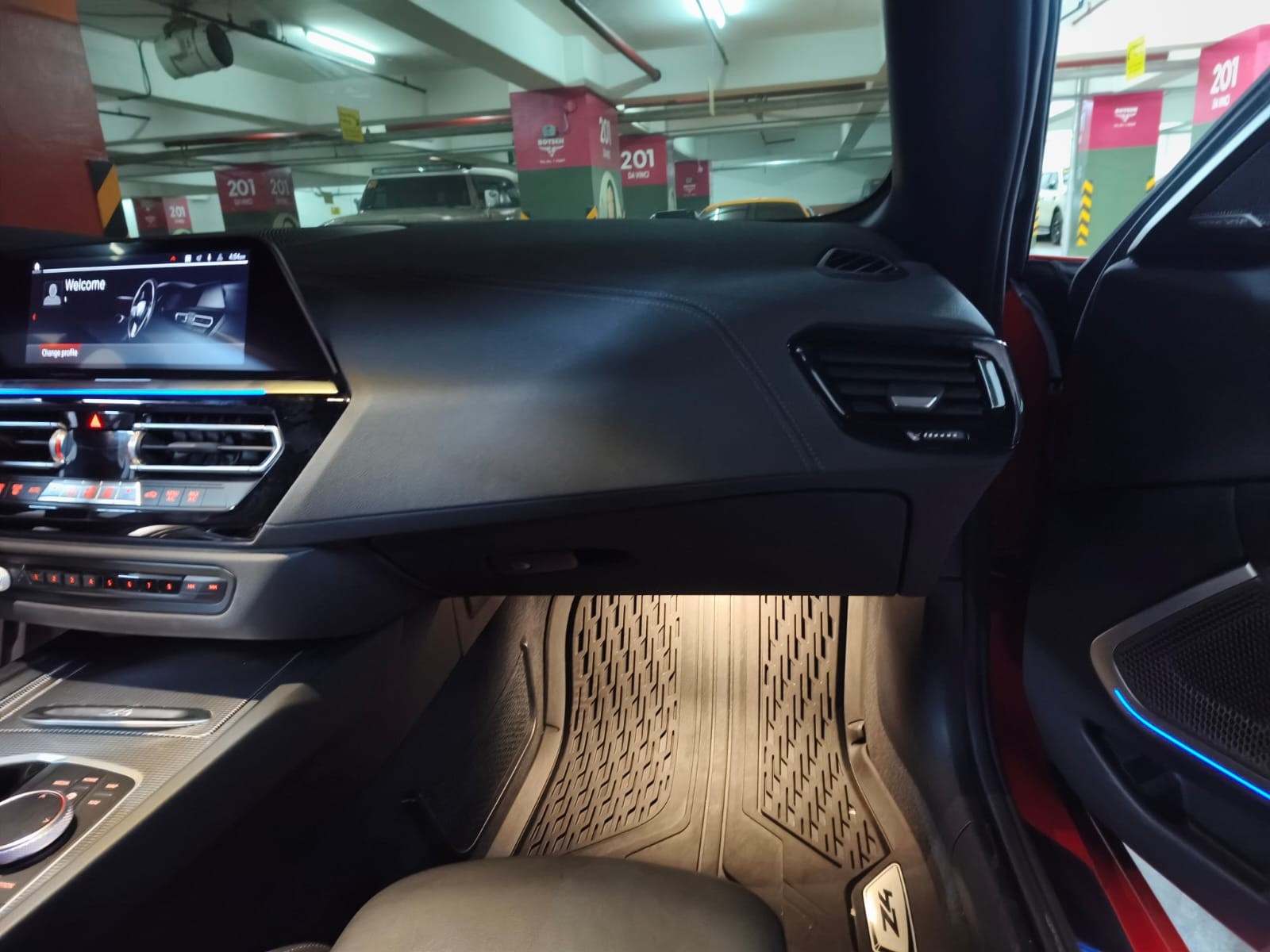 Used 1
                    BMW
                     for Sale Image