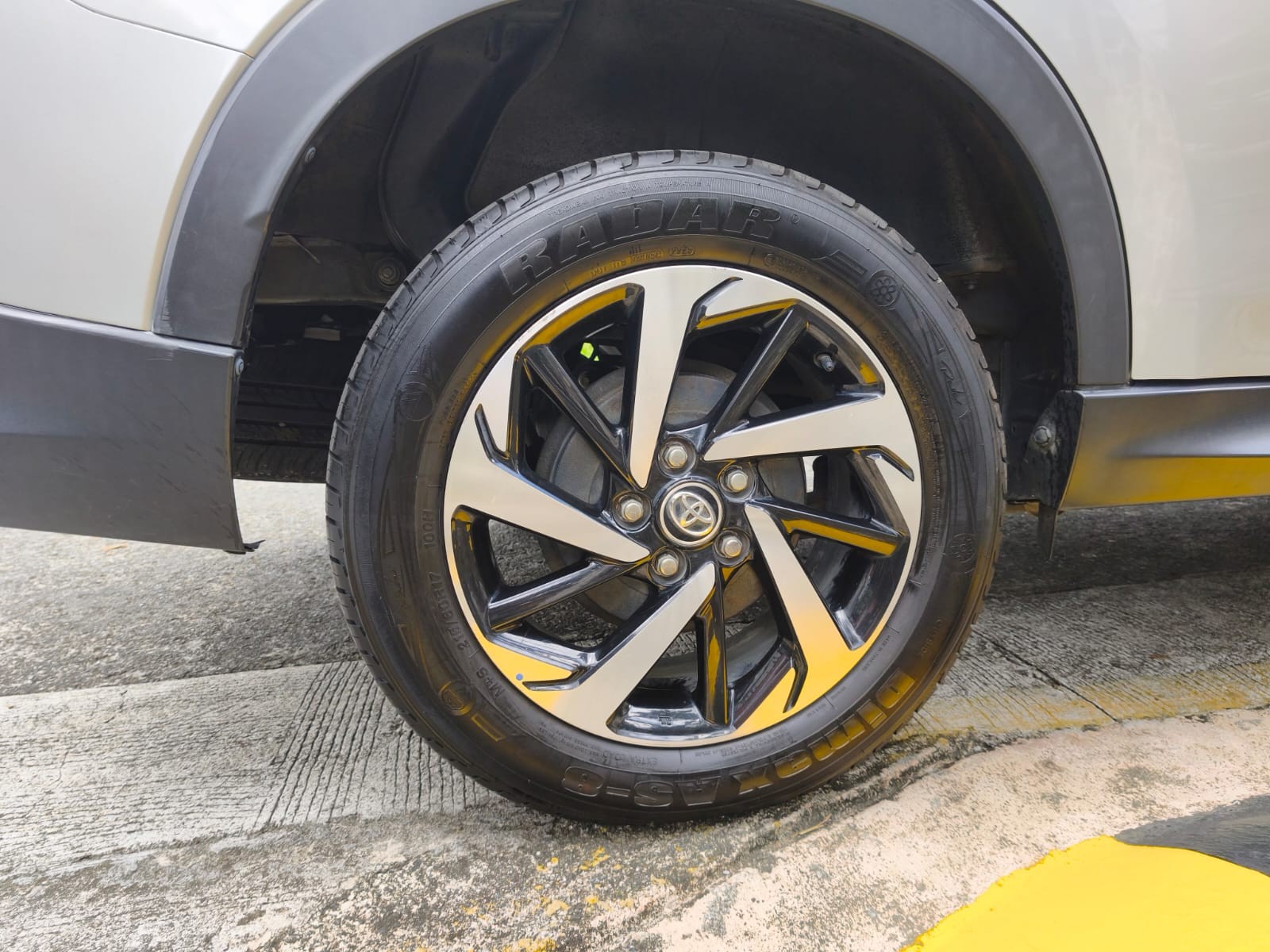 Used 1
                    TOYOTA
                     for Sale Image