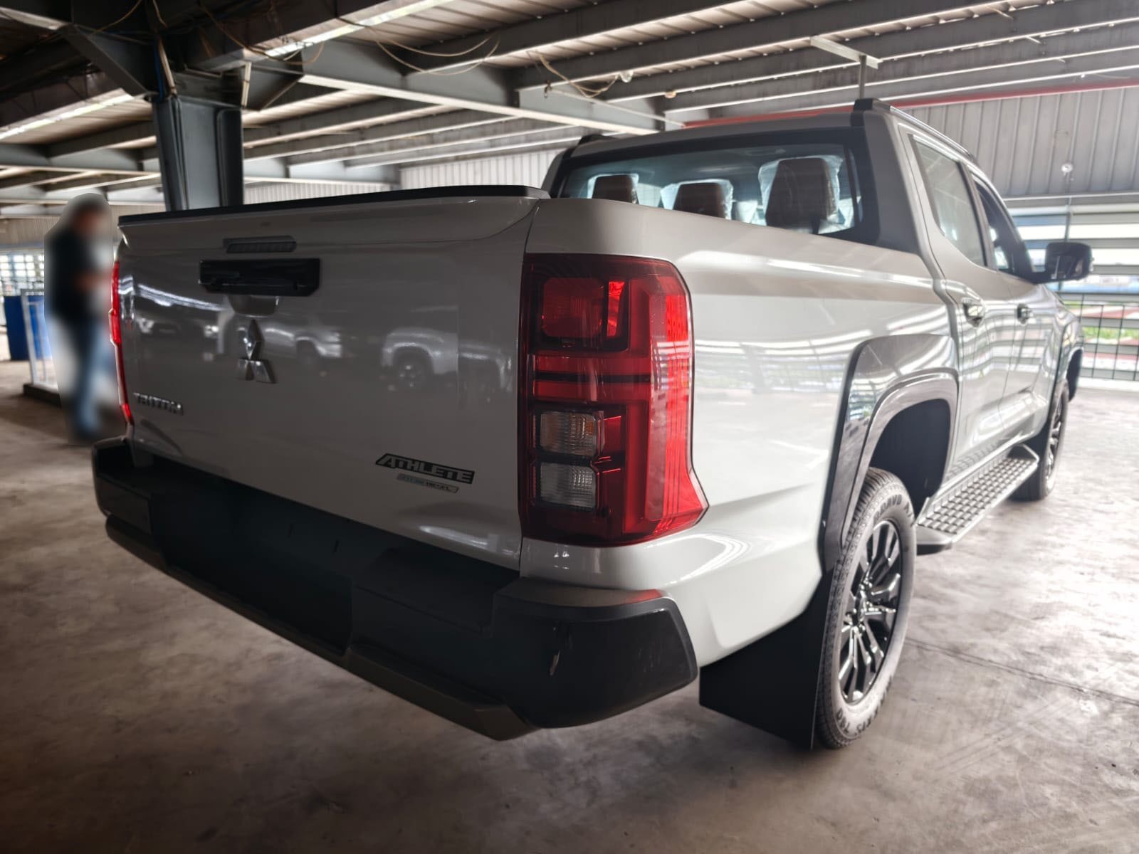 Used 1
                    MITSUBISHI
                     for Sale Image