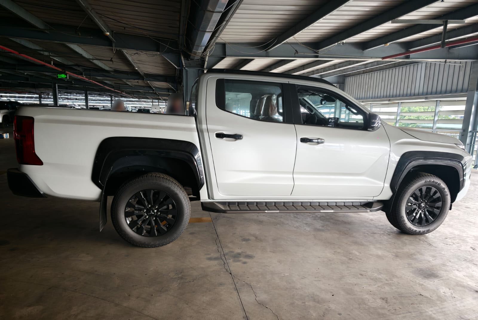Used 1
                    MITSUBISHI
                     for Sale Image