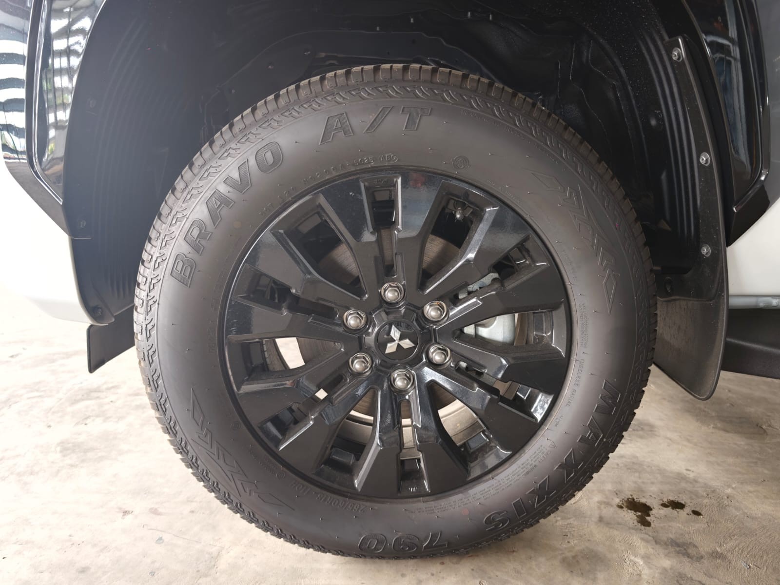 Used 1
                    MITSUBISHI
                     for Sale Image