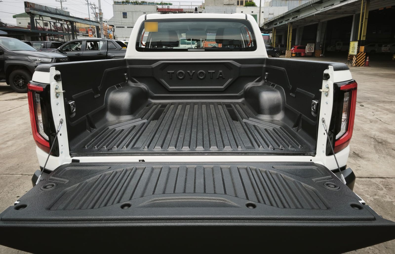 Used 1
                    TOYOTA
                     for Sale Image