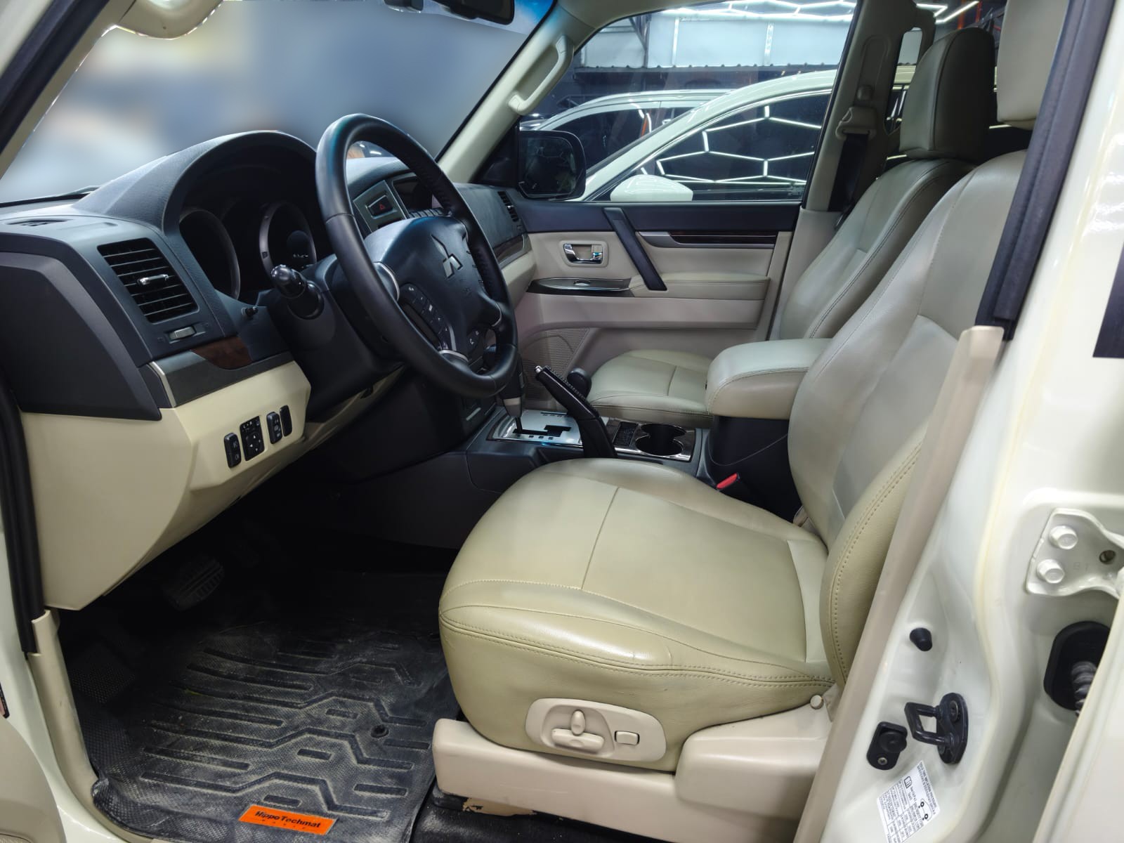 Used 3
                    MITSUBISHI
                     for Sale Image
