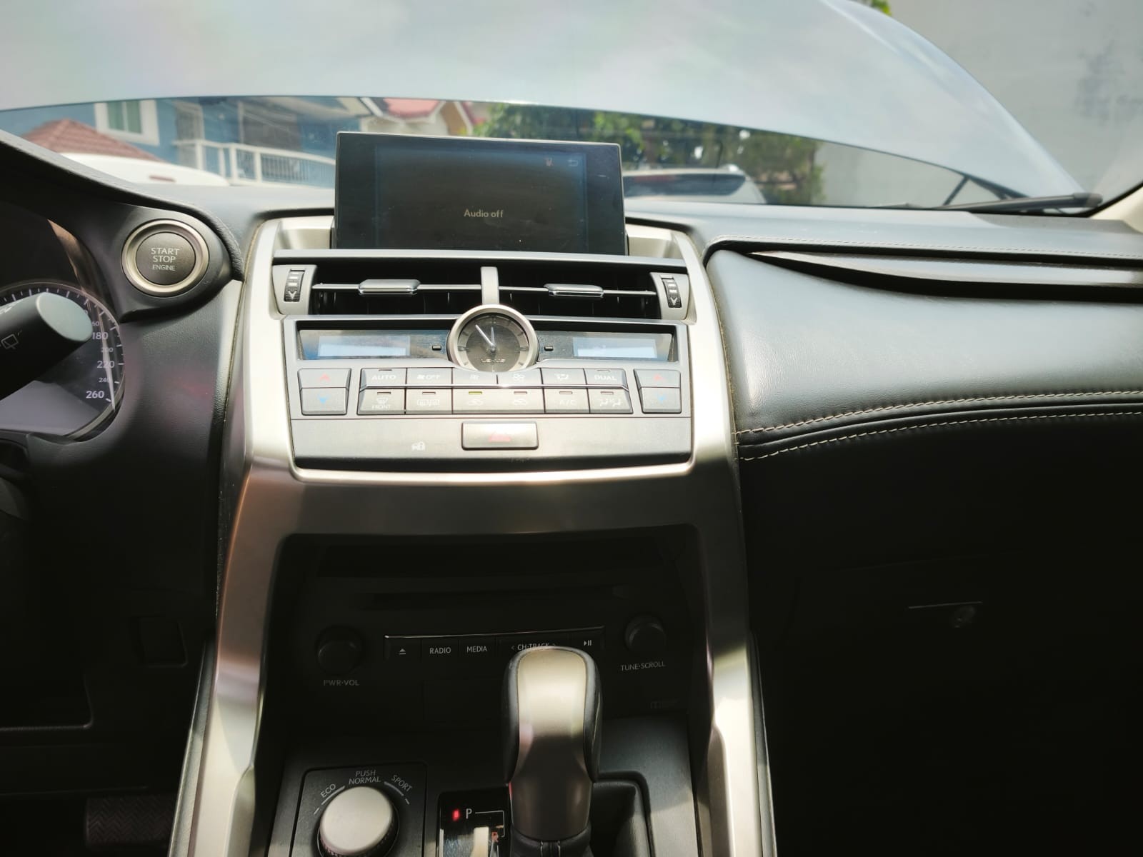 Used 1
                    LEXUS
                     for Sale Image