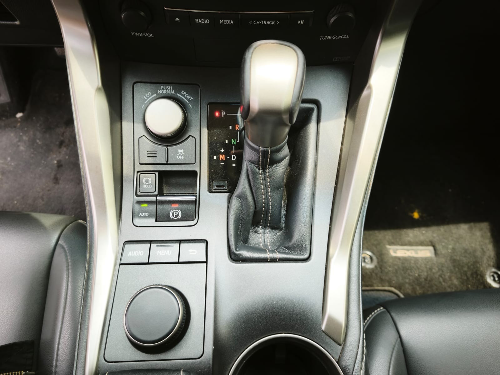 Used 1
                    LEXUS
                     for Sale Image