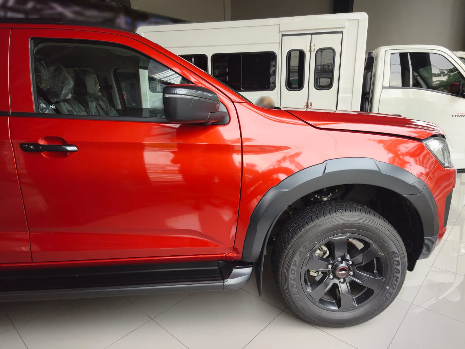 Used 1
                    ISUZU
                     for Sale Image