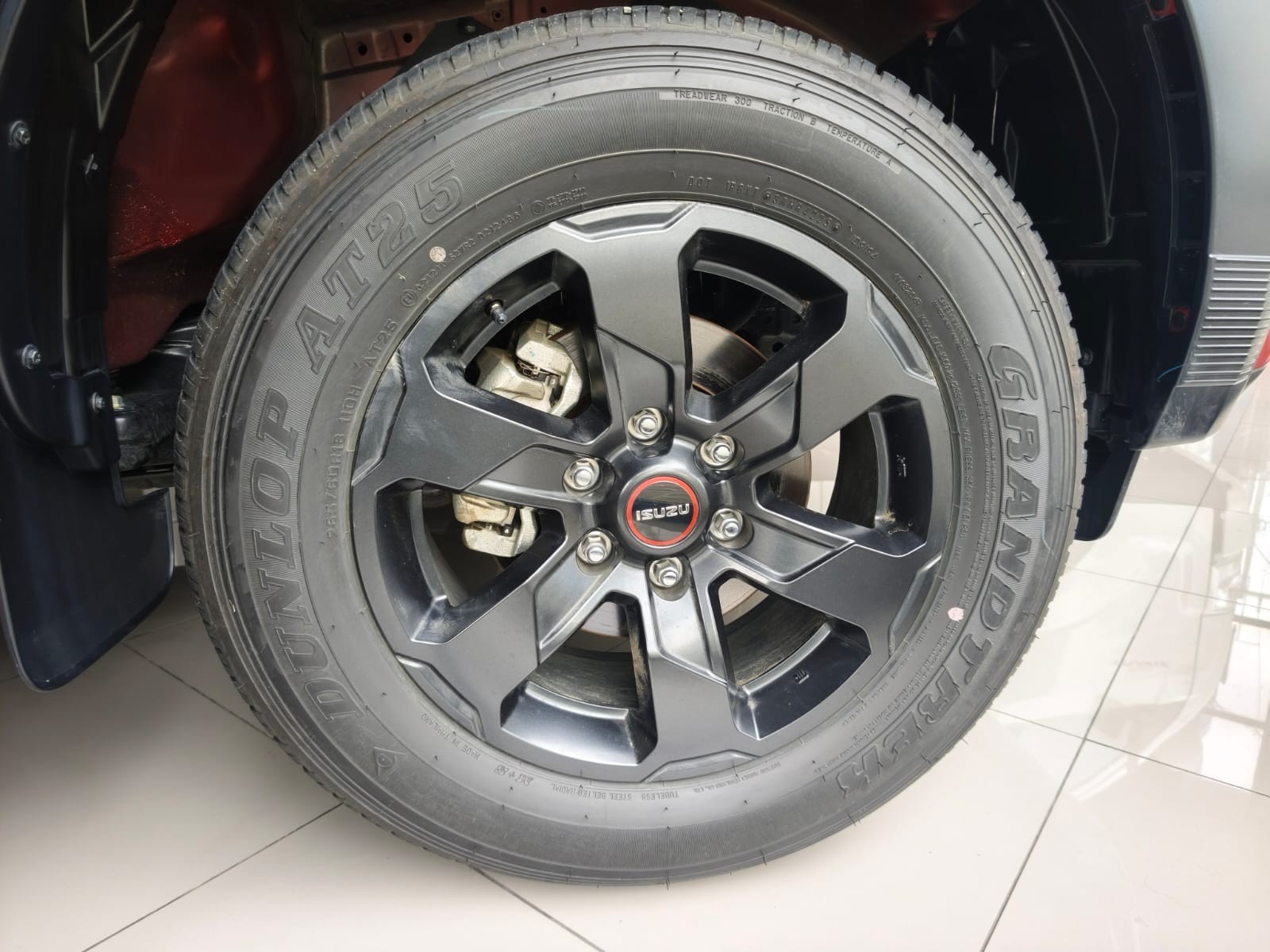 Used 1
                    ISUZU
                     for Sale Image