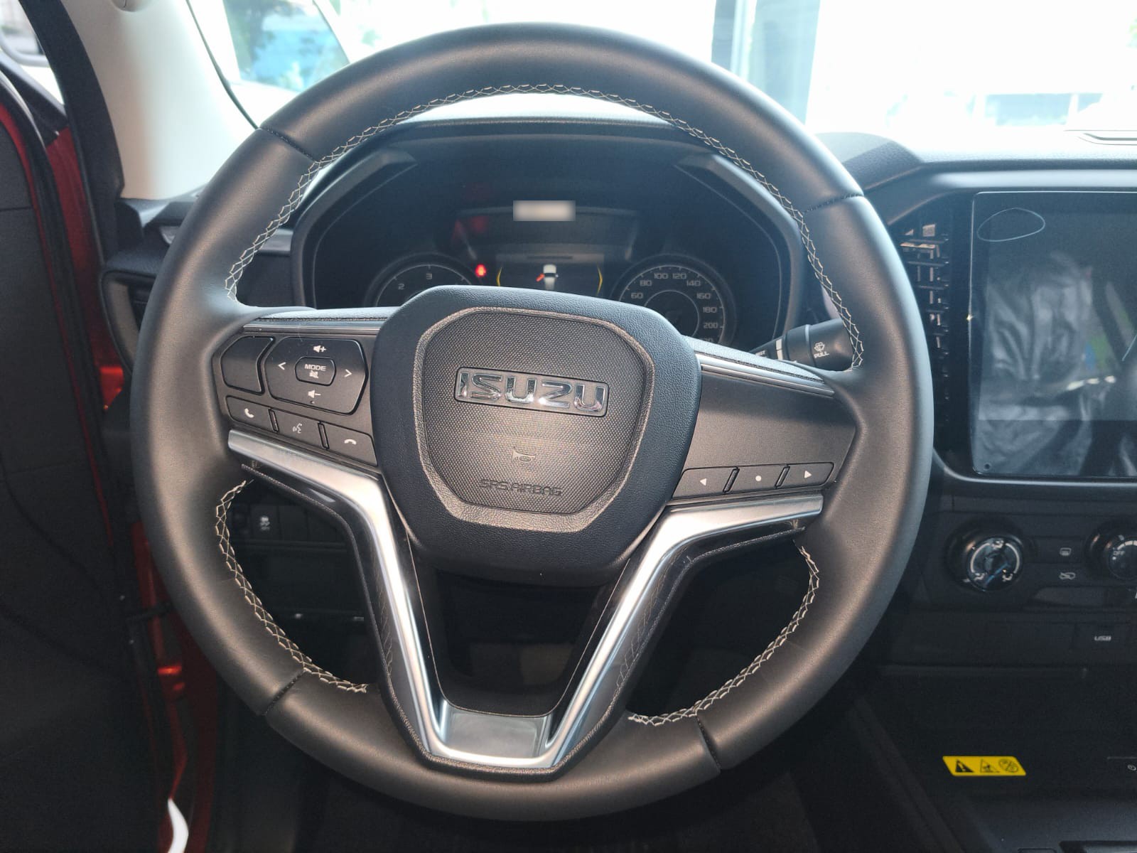 Used 1
                    ISUZU
                     for Sale Image