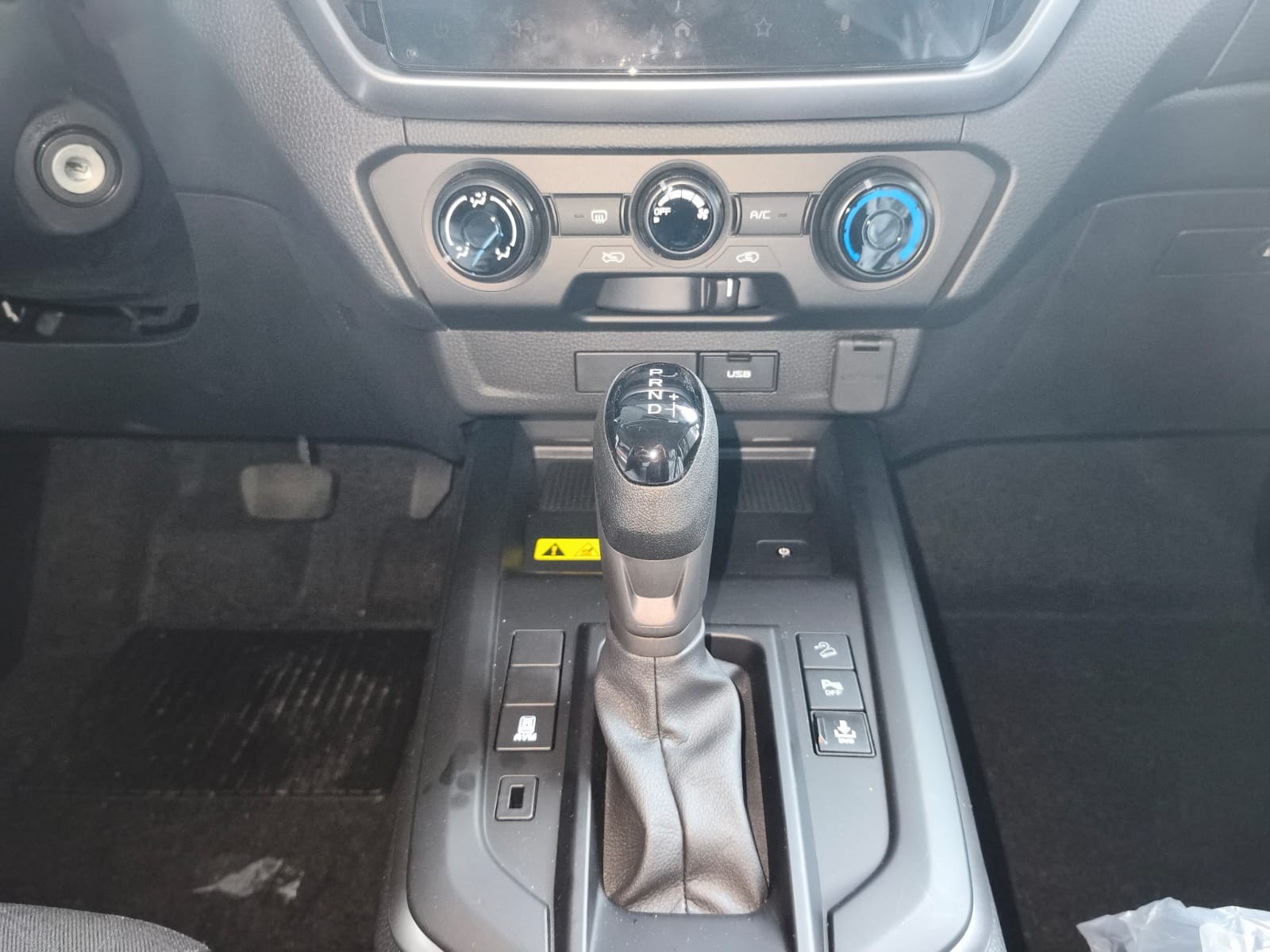 Used 1
                    ISUZU
                     for Sale Image