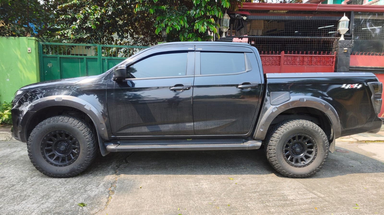 Used 1
                    ISUZU
                     for Sale Image