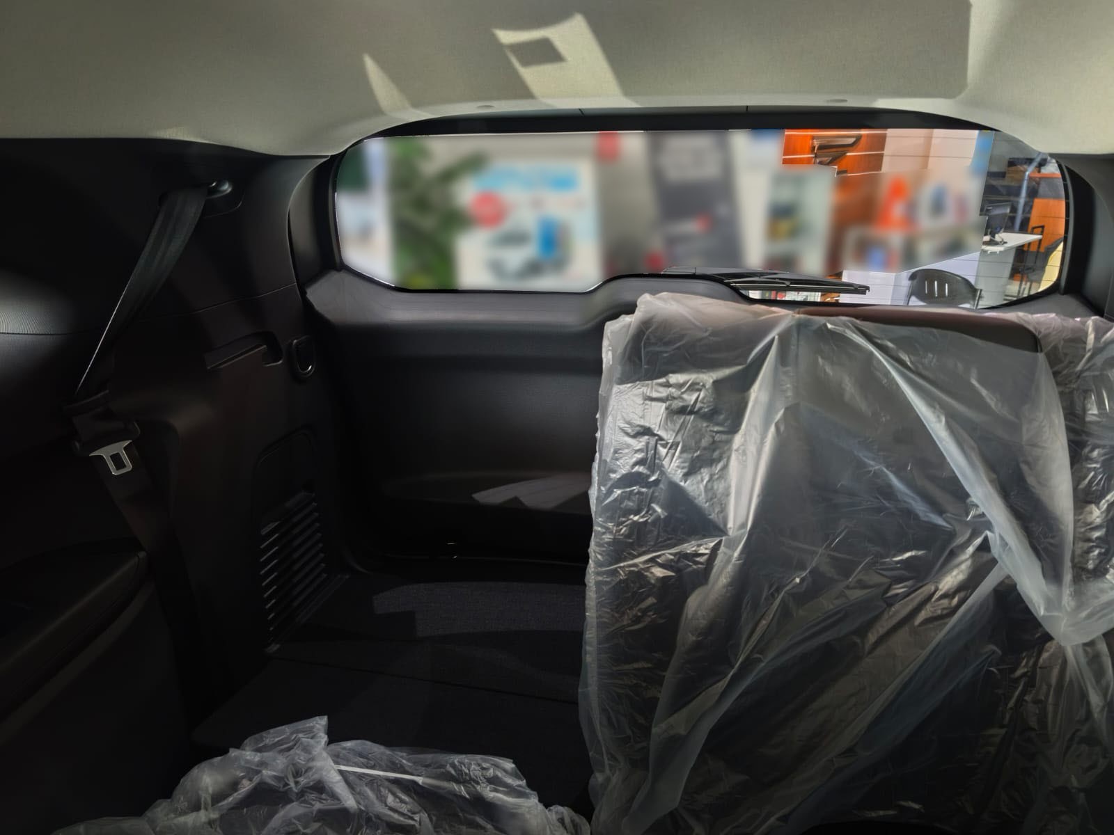 Used 1
                    ISUZU
                     for Sale Image