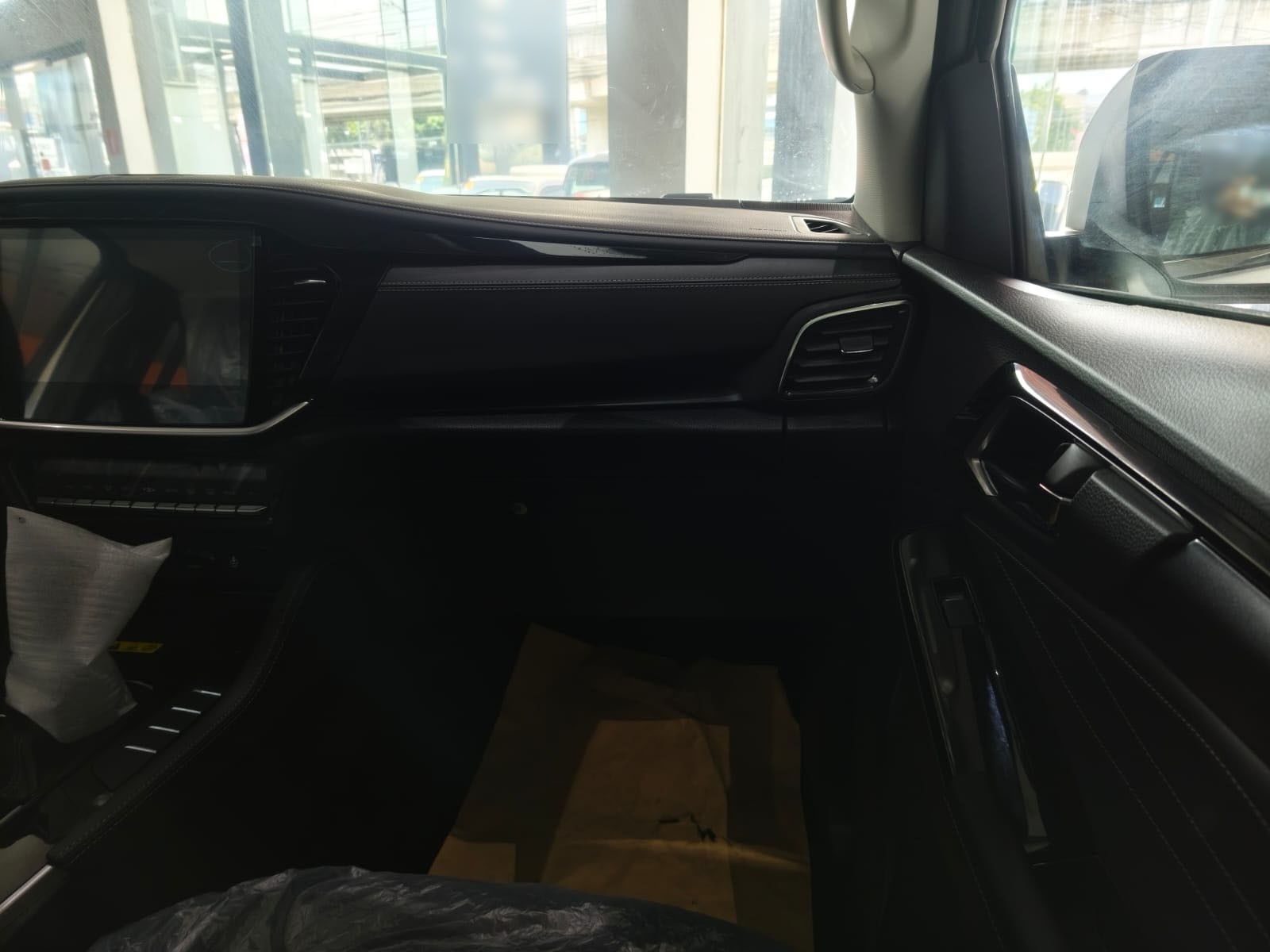 Used 1
                    ISUZU
                     for Sale Image