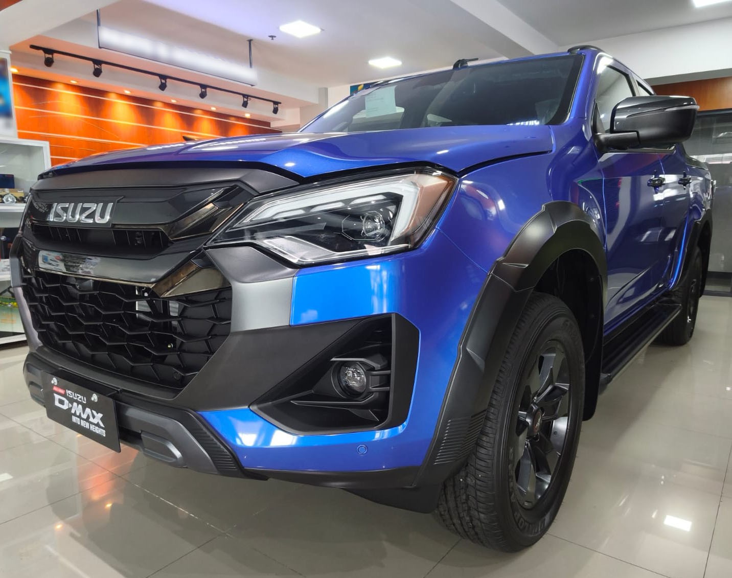 ISUZU
             
                 for Sale for Sale