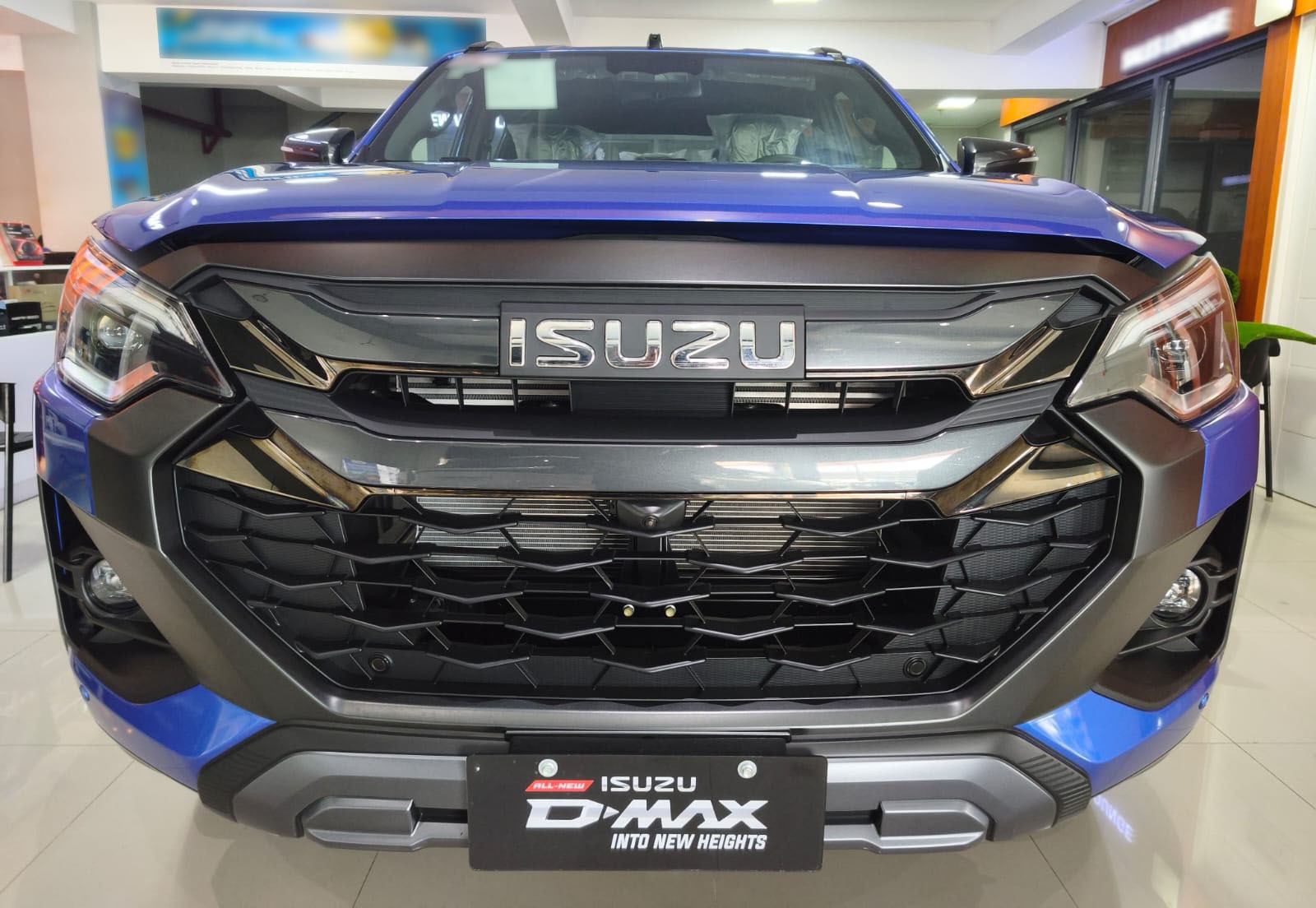 Used 1
                    ISUZU
                     for Sale Image