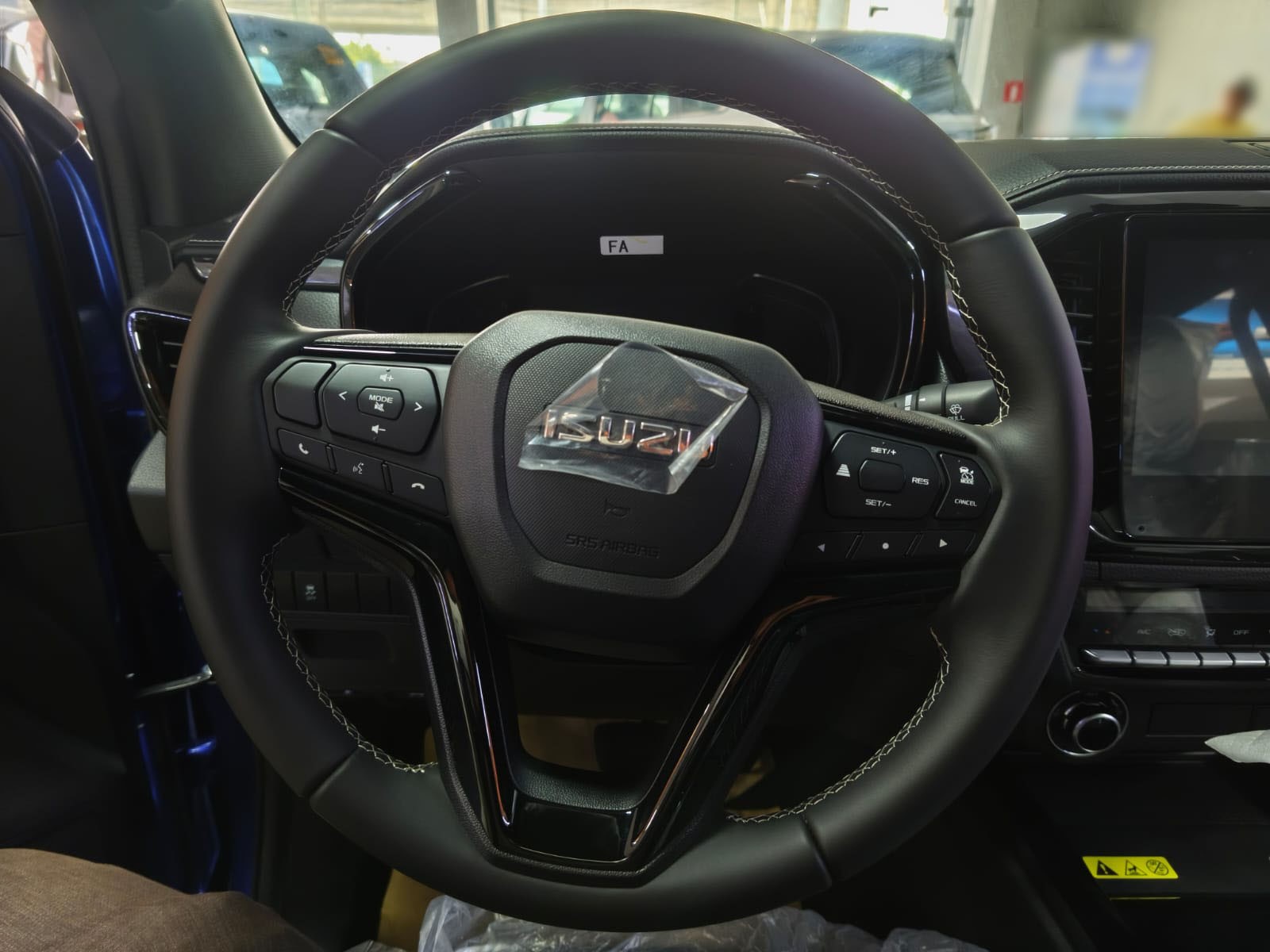 Used 1
                    ISUZU
                     for Sale Image