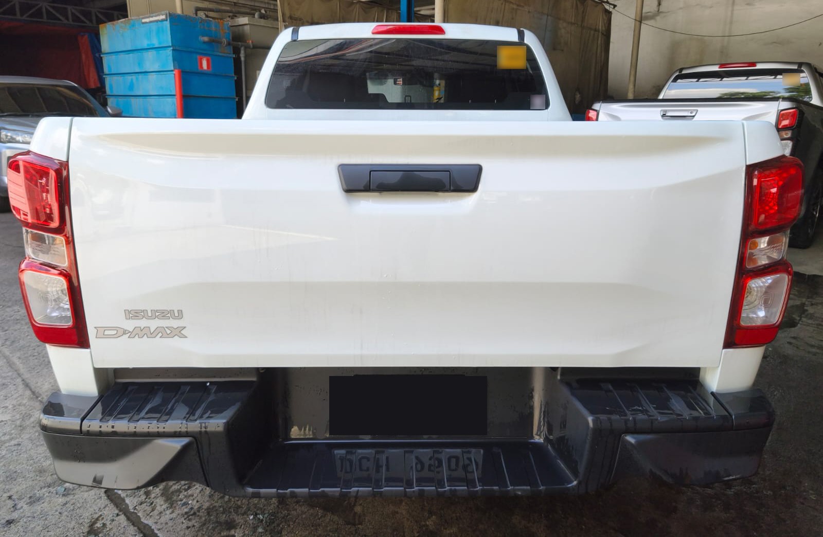 Used 1
                    ISUZU
                     for Sale Image