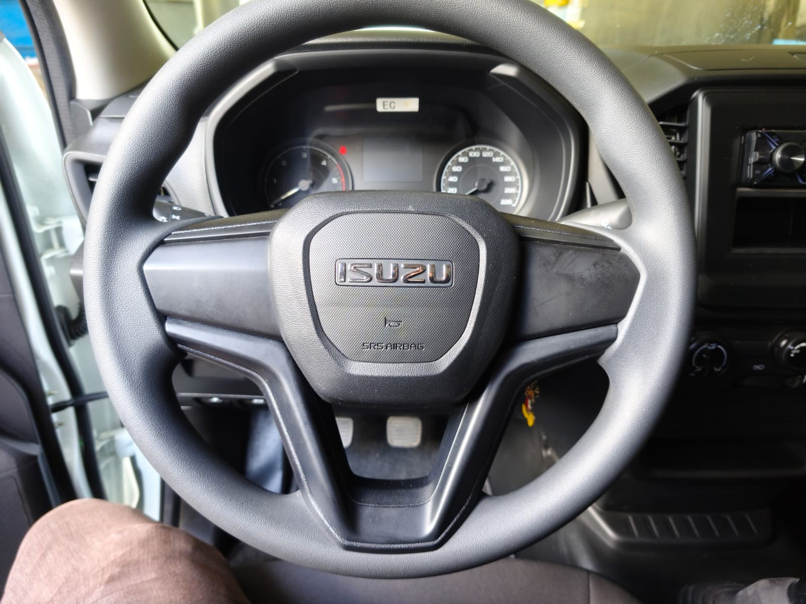 Used 1
                    ISUZU
                     for Sale Image